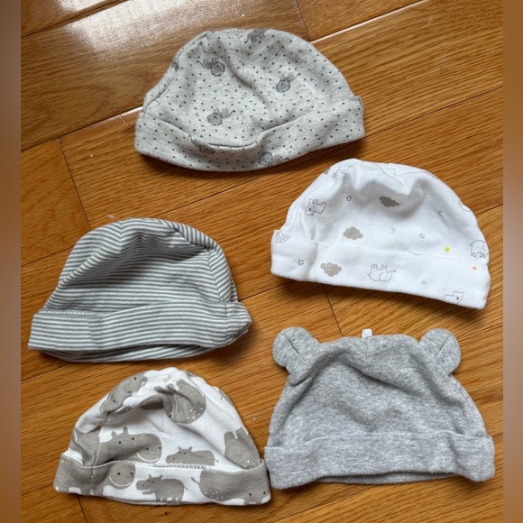 NEWBORN-6 MOS HATS - Picture 1 of 2
